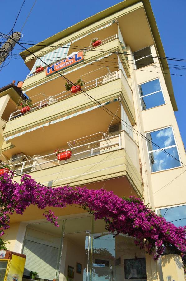 Hotel Ridal Вльора Екстер'єр фото